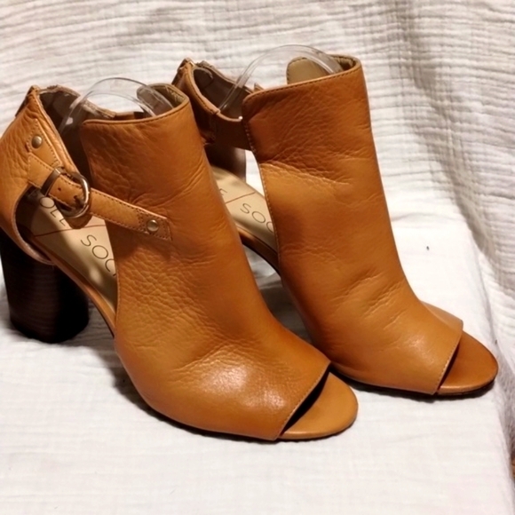 Sole Society Tan Peep-Toe Sandals - Picture 2 of 11